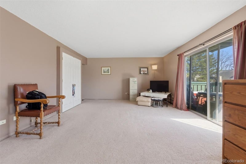 2130 Vaughn Way #202E, Aurora, CO 80014