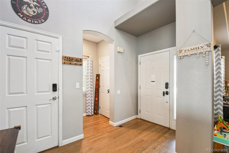 4144 Liverpool Way, Aurora, CO 80013