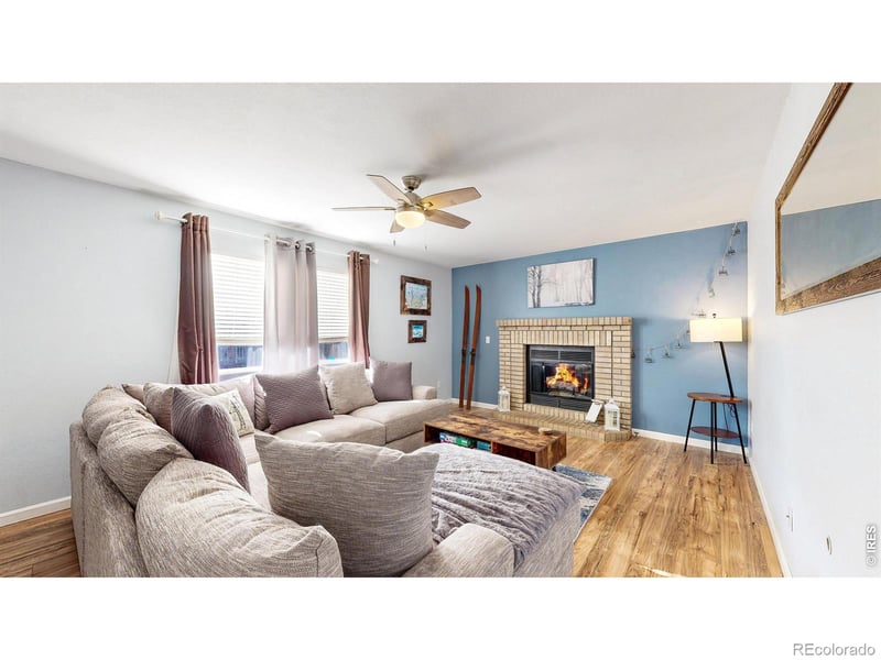 366 Sunmountain Dr, Loveland, CO 80538