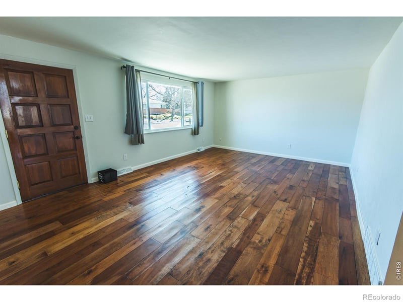 1013 Jennifer Dr, Loveland, CO 80537