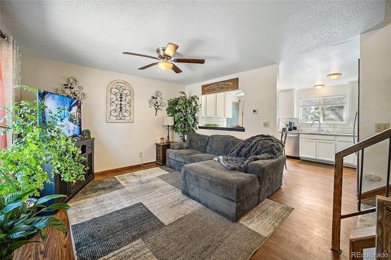 3175 Deliverance Dr, Colorado Springs, CO 80918