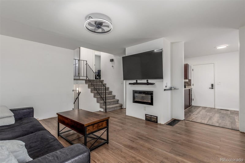 19583 Buchanan Pl, Aurora, CO 80011