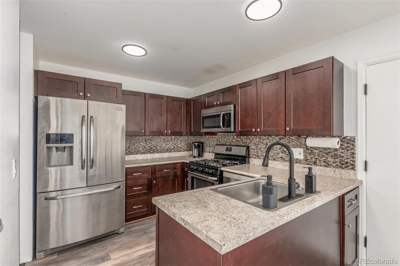 19583 Buchanan Pl, Aurora, CO 80011