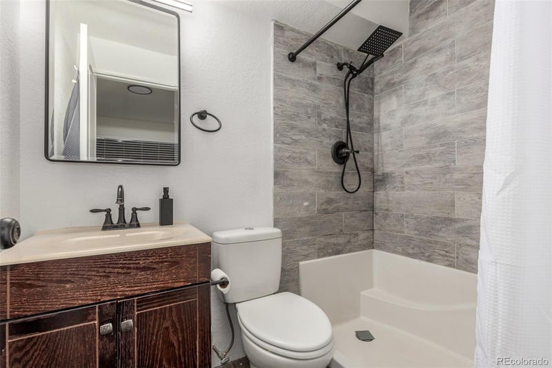 19583 Buchanan Pl, Aurora, CO 80011