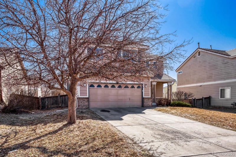 19706 58th Dr, Aurora, CO 80019