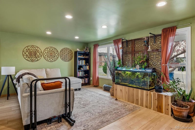 3550 Mountain Rd, Englewood, CO 80110