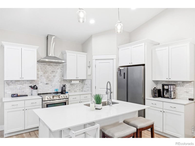 1123 Coyote Ln, Wiggins, CO 80654