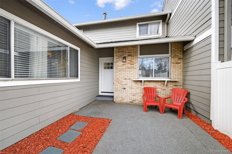 7228 Vine Ct, Centennial, CO 80122