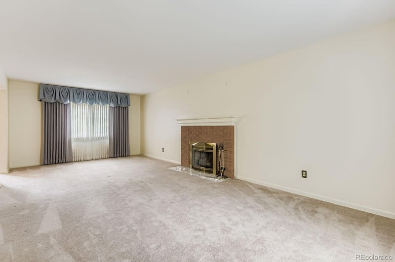 6801 Gilpin Cir, Centennial, CO 80122