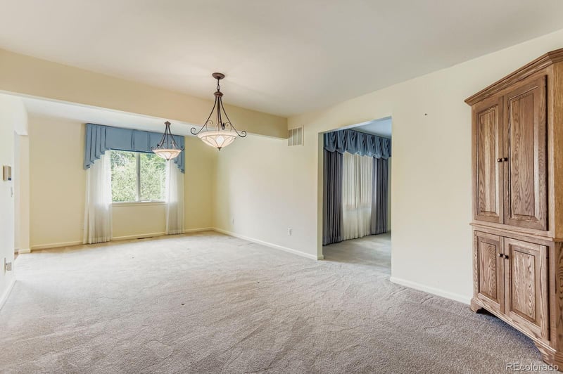 6801 Gilpin Cir, Centennial, CO 80122