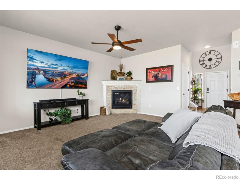 912 Barn Yard Dr, Windsor, CO 80550