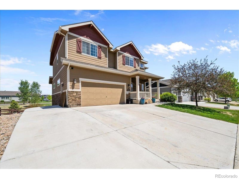 912 Barn Yard Dr, Windsor, CO 80550