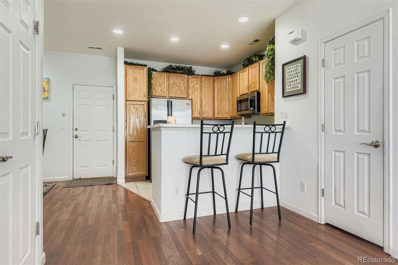 8320 Stonybridge Cir, Littleton, CO 80126