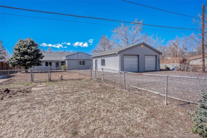 1240 Urban St, Lakewood, CO 80401