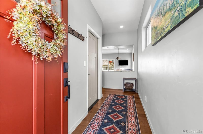 512 1st St #R, Salida, CO 81201