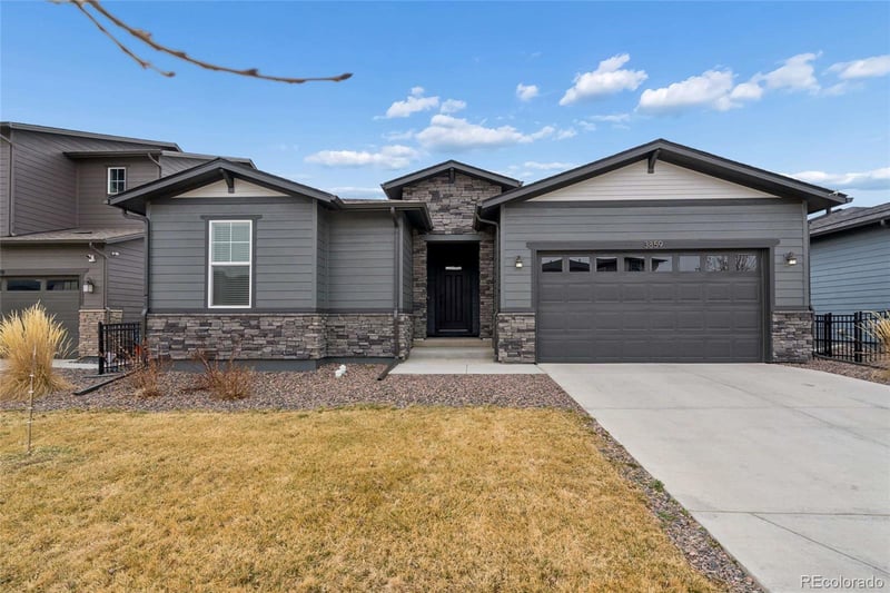 3859 Buchanan Way, Aurora, CO 80019