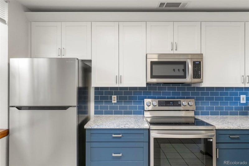 5702 Asbury Pl #102, Lakewood, CO 80227