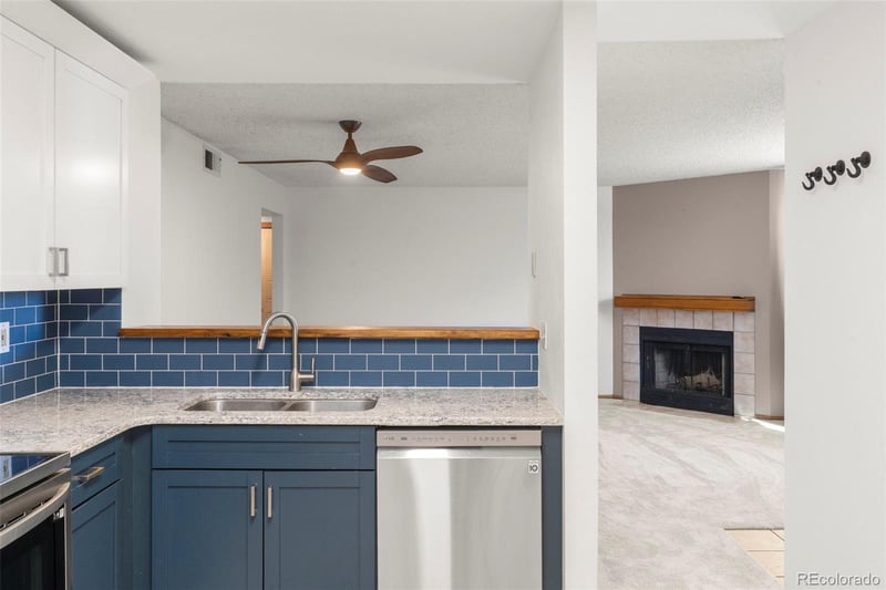 5702 Asbury Pl #102, Lakewood, CO 80227