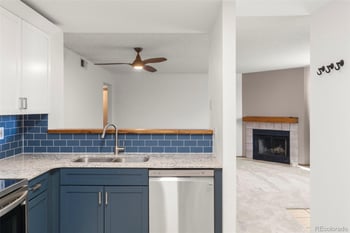 5702 W Asbury Pl #102, Lakewood, CO 80227