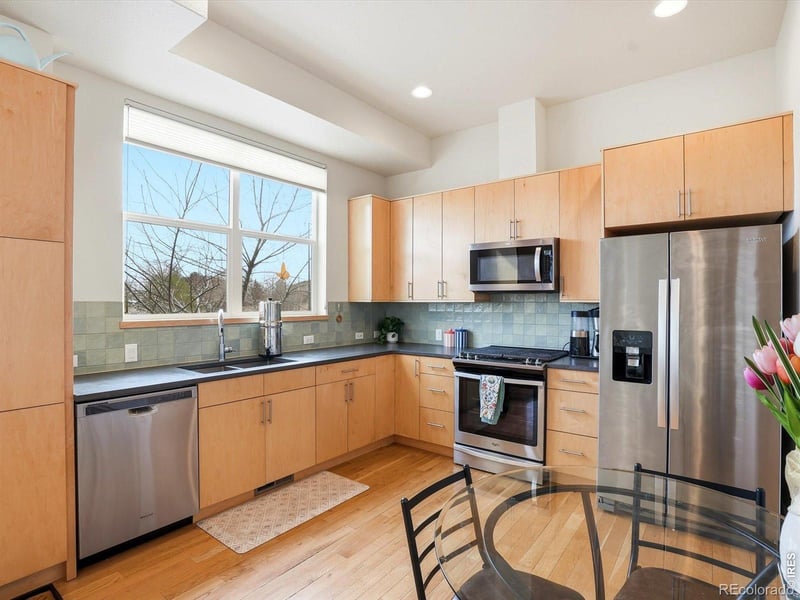 1998 Foxtail Ln, Lafayette, CO 80026