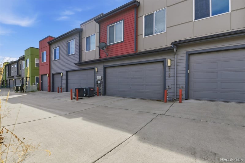 6783 Morrison Dr, Denver, CO 80221