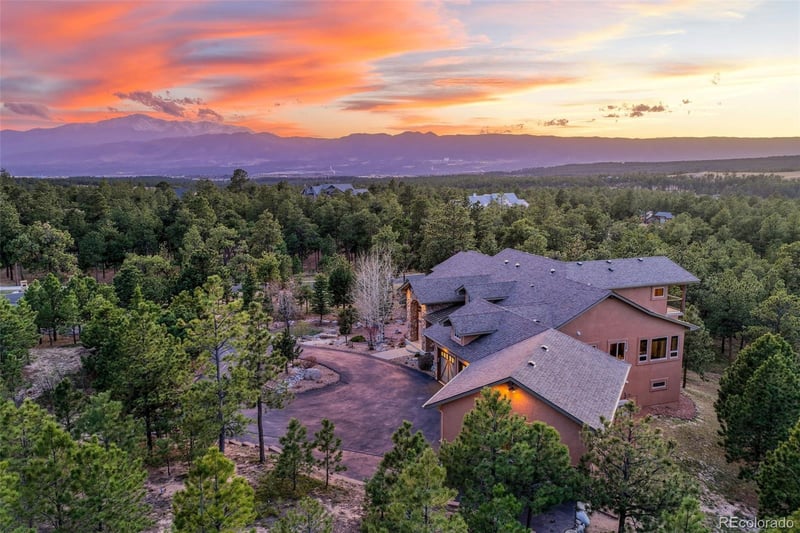 4740 Foxchase Way, Colorado Springs, CO 80908