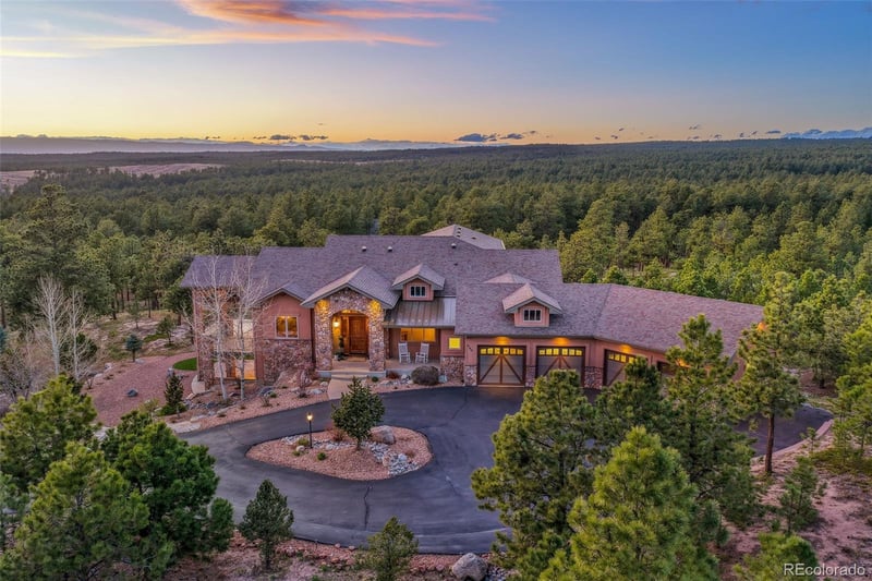 4740 Foxchase Way, Colorado Springs, CO 80908