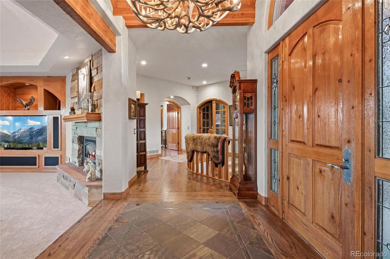 5 Golden Eagle Ln, Littleton, CO 80127