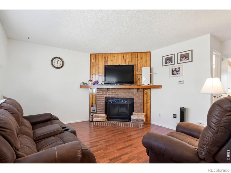 4230 Mobile Cir, Aurora, CO 80013
