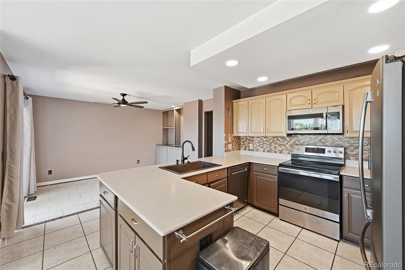 1241 Northcrest Dr, Highlands Ranch, CO 80126