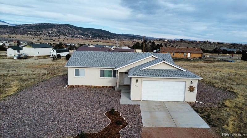 3939 Mcintire Dr, Colorado City, CO 81019