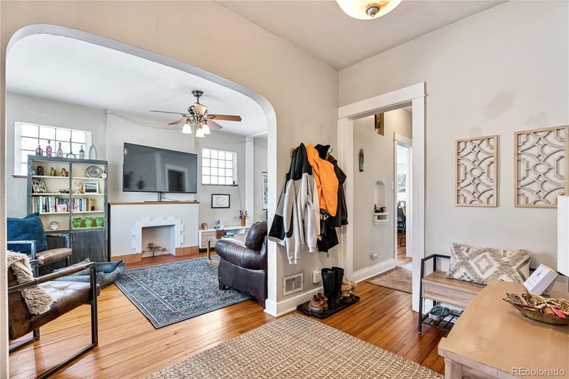 478 Logan St, Denver, CO 80203