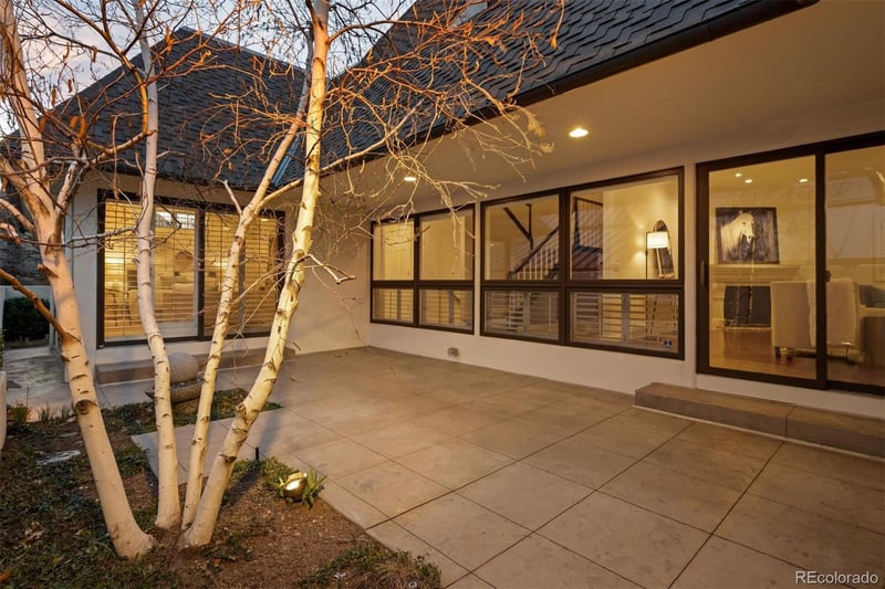 390 Saint Paul St, Denver, CO 80206