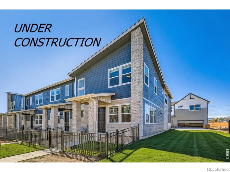 2811 Bear Springs Cir, Longmont, CO 80503