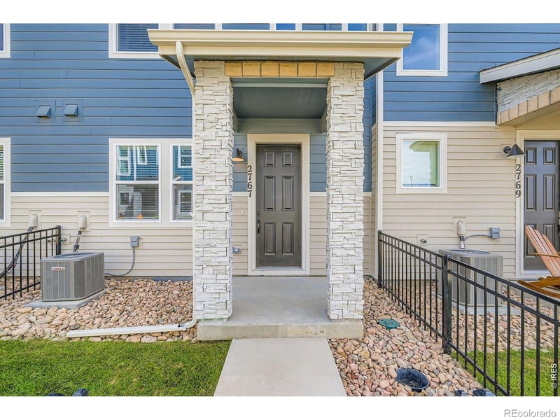 2811 Bear Springs Cir, Longmont, CO 80503