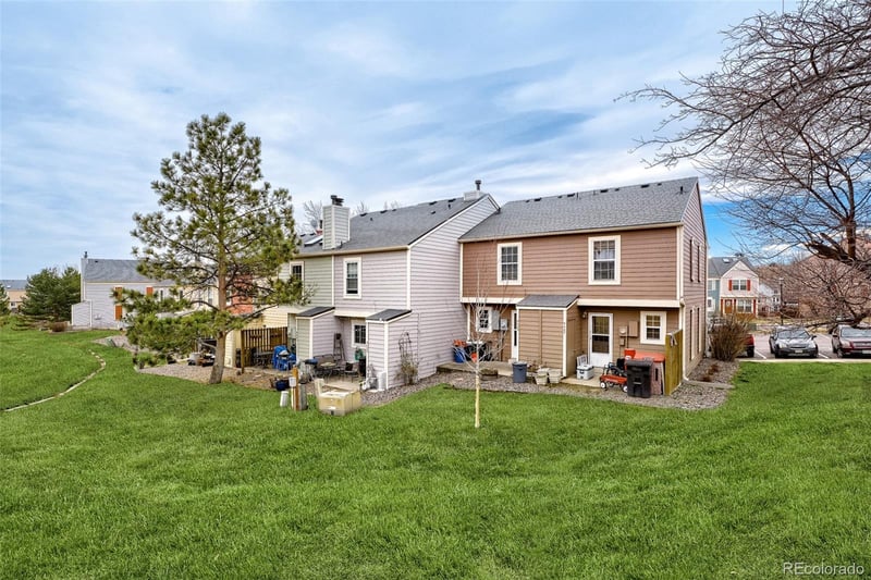 9485 Ontario Dr, Littleton, CO 80128