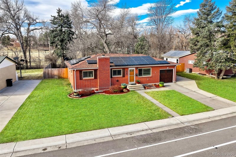 10710 66th Ave, Arvada, CO 80004