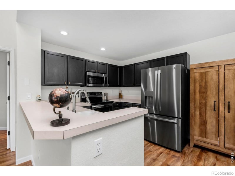 5225 White Willow Dr #F-200, Fort Collins, CO 80528