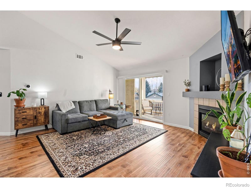 5225 White Willow Dr #F-200, Fort Collins, CO 80528
