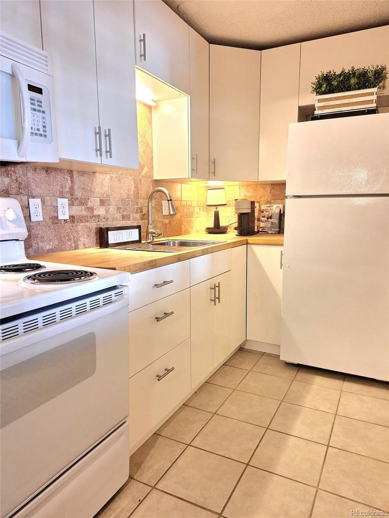 5995 Iliff Ave #115, Denver, CO 80222