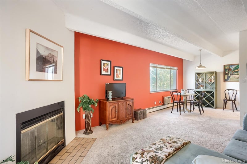 1011 Ironton St #210, Aurora, CO 80012