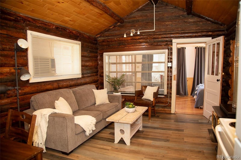 289 Main St, Creede, CO 81130