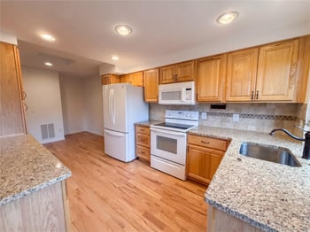 3075 E Long Cir, Centennial, CO 80122