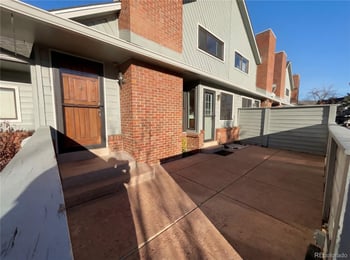 3075 Long Cir, Centennial, CO 80122