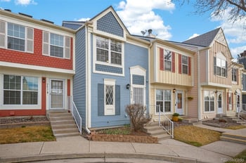 9475 Ontario Dr, Littleton, CO 80128