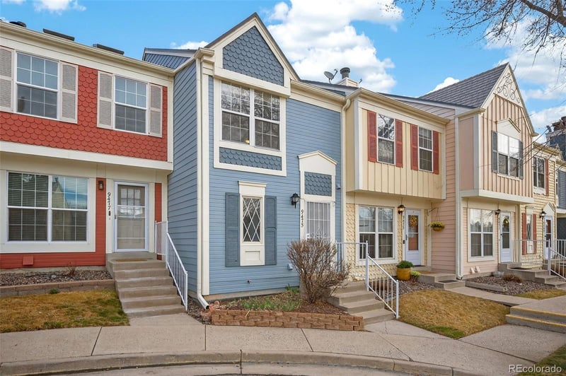 9475 Ontario Dr, Littleton, CO 80128