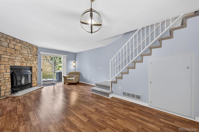 9475 Ontario Dr, Littleton, CO 80128