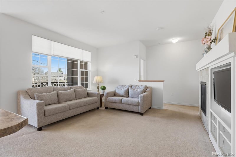 11992 Long Cir #103, Littleton, CO 80127