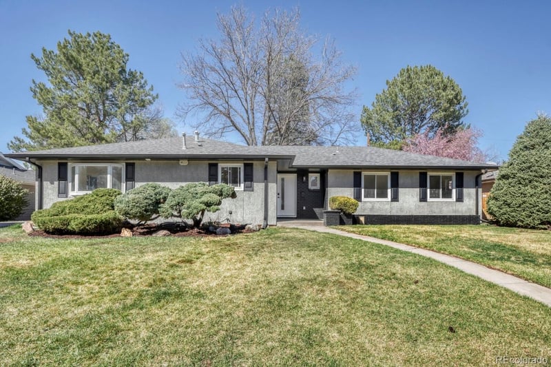2261 E Dartmouth Pl, Englewood, CO 80113