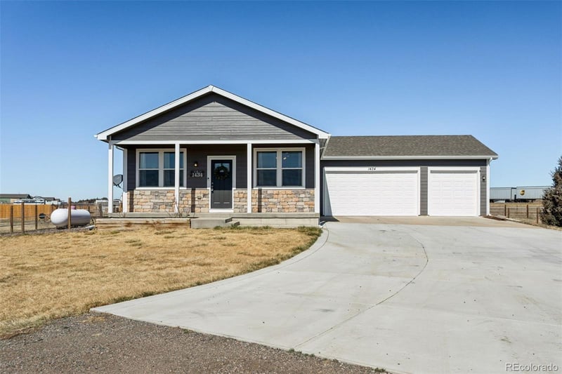 1434 4th Ct, Deer Trail, CO 80105